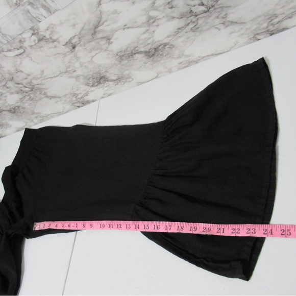 Bryn Walker Linen Ruffled Wide-Leg Pull-On Cropped
Pants Black Size XS - Picture 15 of 17